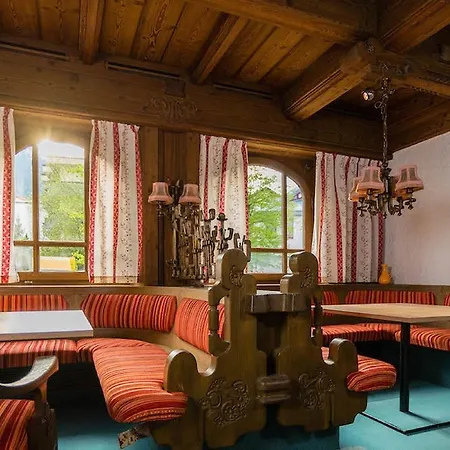 Hotel Kronen 3*