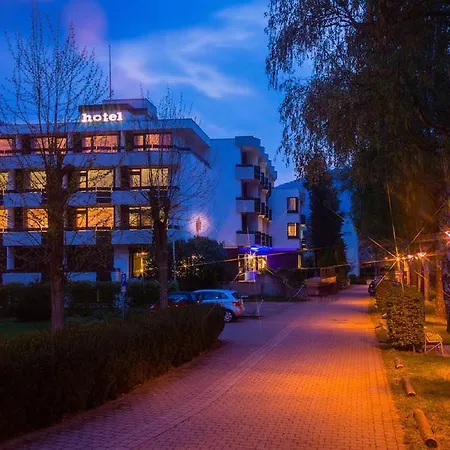Hotel Kronen 3*